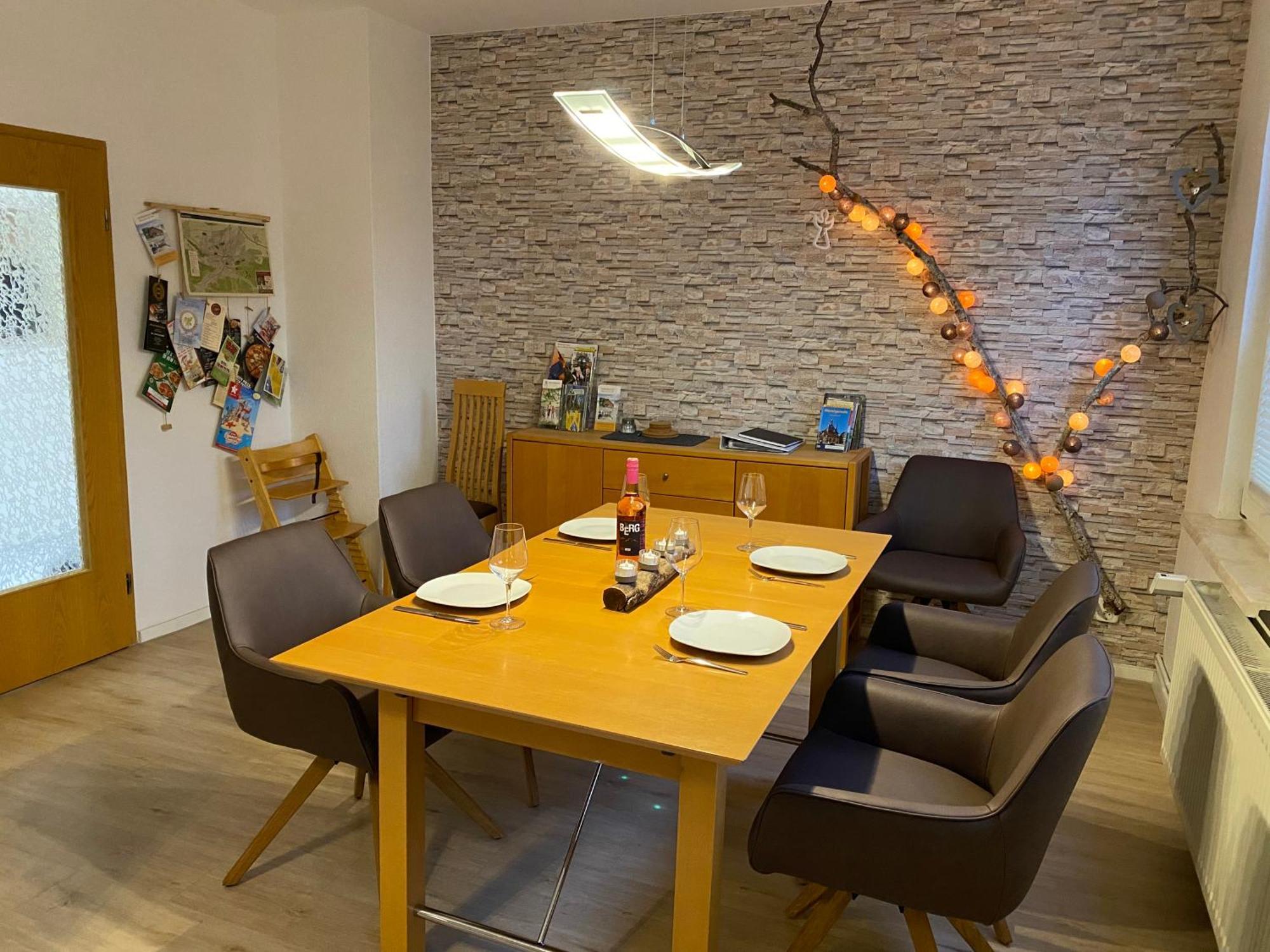 Ferienwohnung Am Anger แวร์นิกโกโรเดอ ภายนอก รูปภาพ